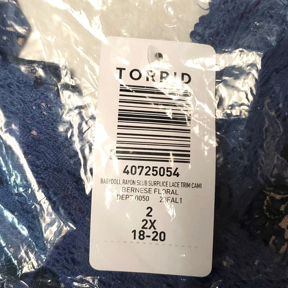 ❤️NWT VINTAGE TORRID CAMI - FLORAL PRINT - BABYDOLL SURPLICE LACE TRIM TANK - Picture 8 of 16